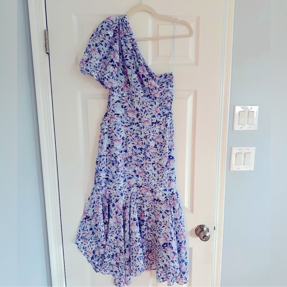 ASTR Santorini Dress - One Shoulder - Picture 3 of 5